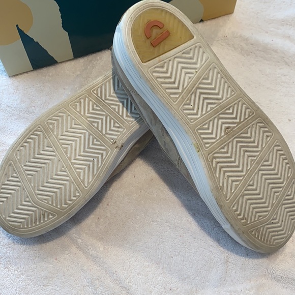 Women’s slip on sneakers - Picture 5 of 7